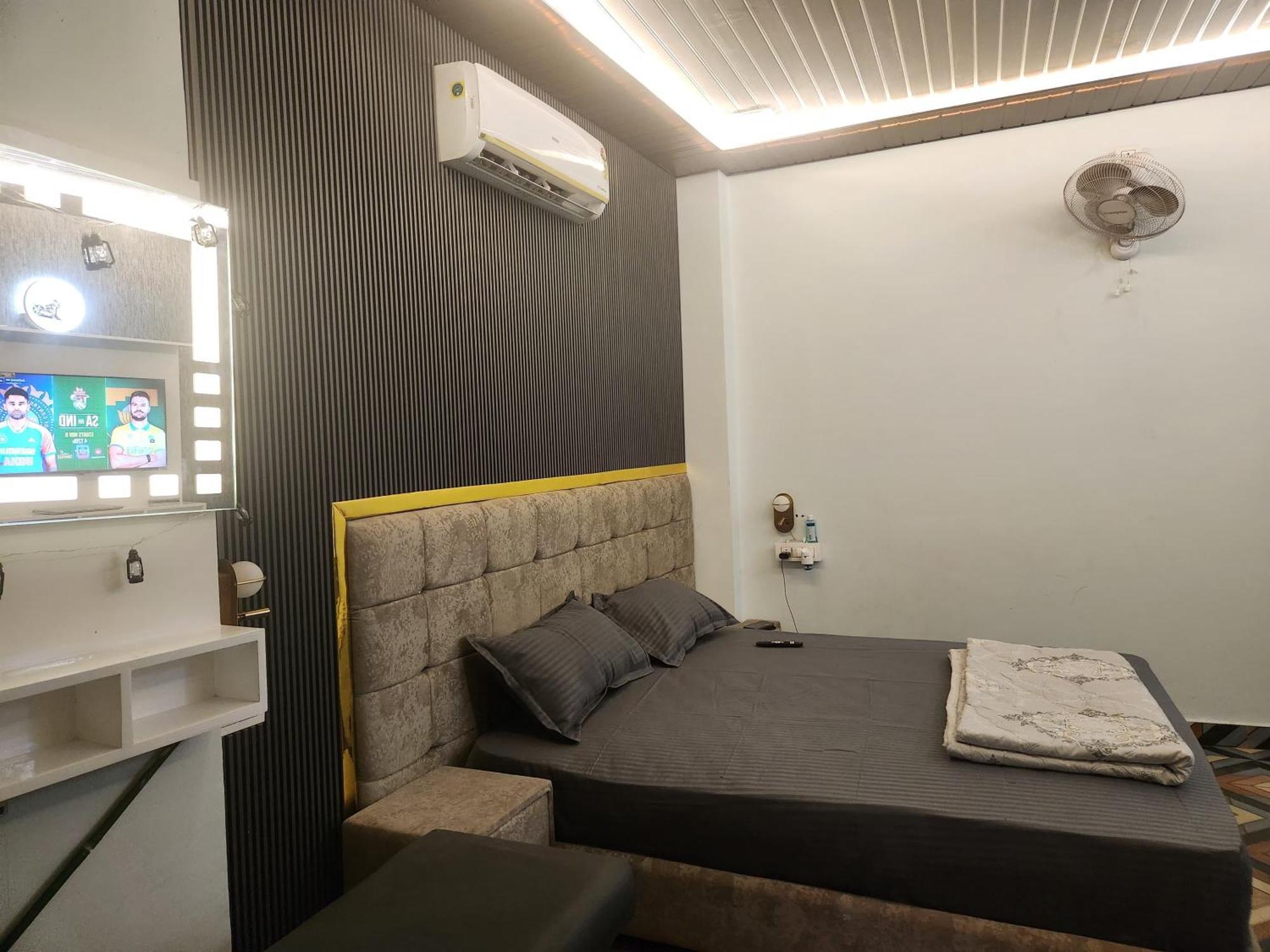 Bed and Breakfast Pinch Of Life Рішикеш Екстер'єр фото